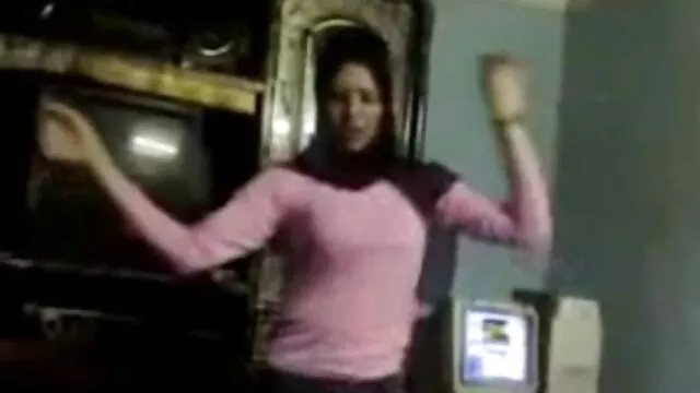 مصاحبه, پخش فیلم سکس ماساژ دهان باز