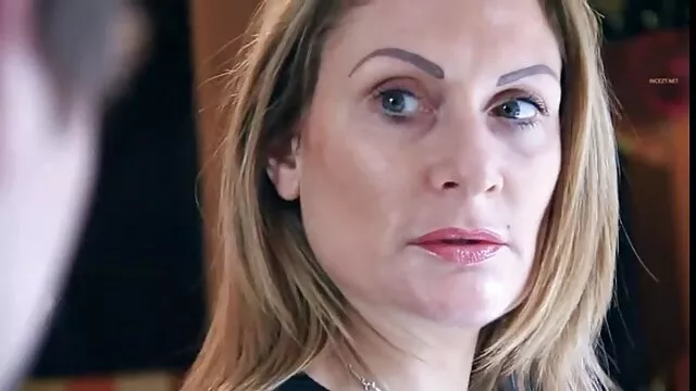 زن و شوهر somersaulting در رختخواب پخش فیلمxxx قبل از تقدیر