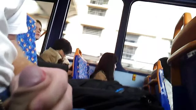 انجام شده توسط پخش زنده سکس خارجی یک همسر نوجوان