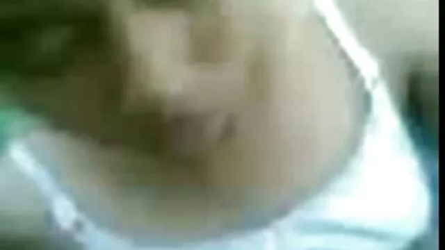 دختر چاق ناخن یک زن با یک بند در سکس قابل پخش