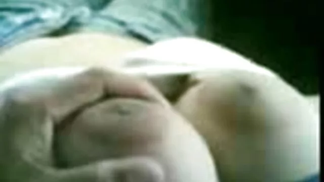 من منتظر شوهرم از کار بودم فیلم سکسی که پخش بشه و یک چوب دیک گرفتم